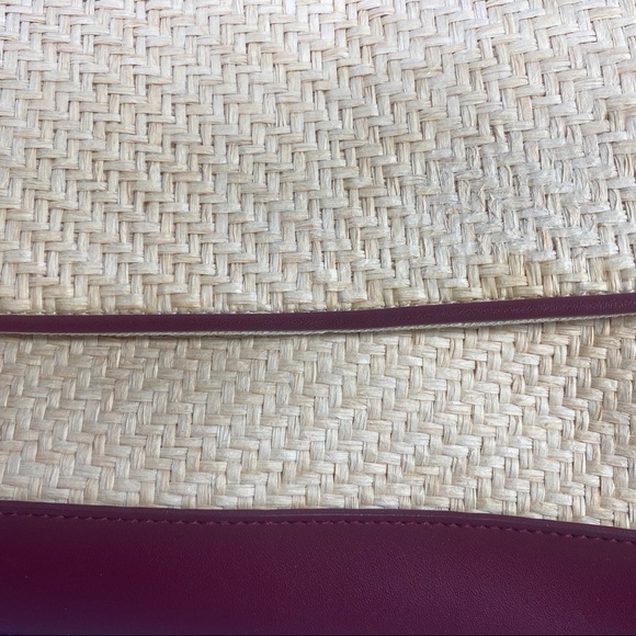 Handbag - Picture 3 of 8